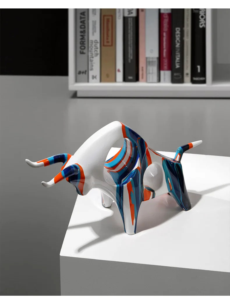 Bunte Bullen-Dekoration – Kreative Kunst im Splashing-Design
