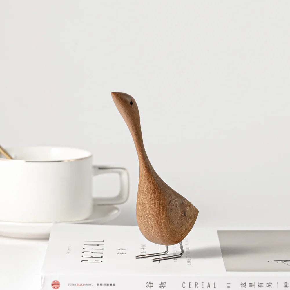 Nordische Holz-Gänsefiguren – Abstrakte Skulpturen aus Teakholz, bezaubernde Tierpaare als natürliche Dekoration für Ihr Zuhause