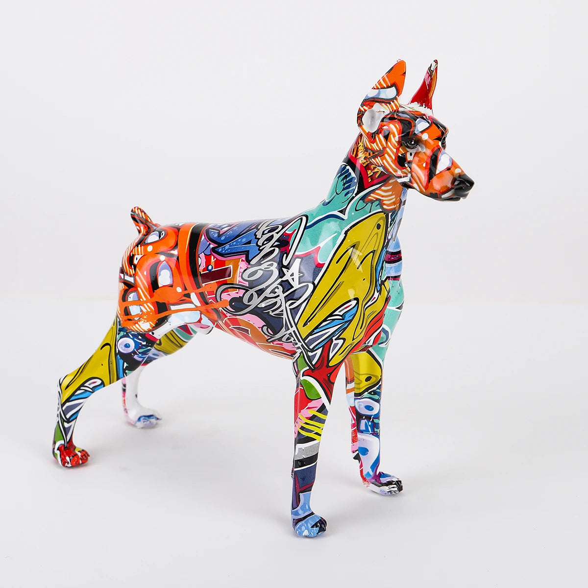 Kunstvolle Dobermann-Statue – Bunte Graffiti-Deko für Zuhause