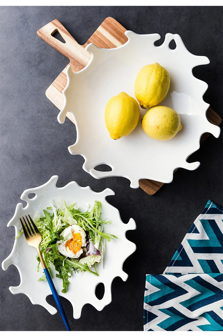 Kreative weiße Keramikschale – Unregelmäßige Form für Salate, Desserts und Früchte