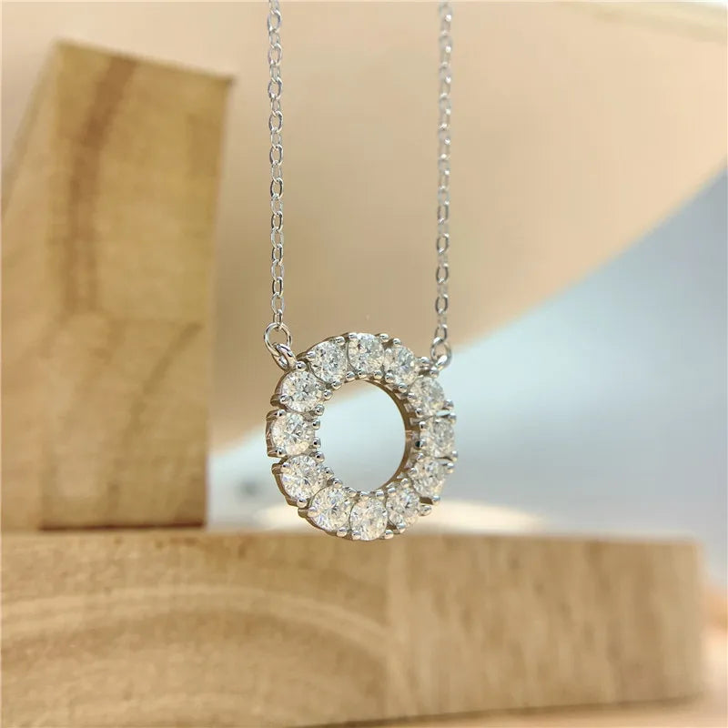 Damen-Moissanit-Anhänger Halskette – 925 Sterling Silber mit luxuriösem Kreisdesign